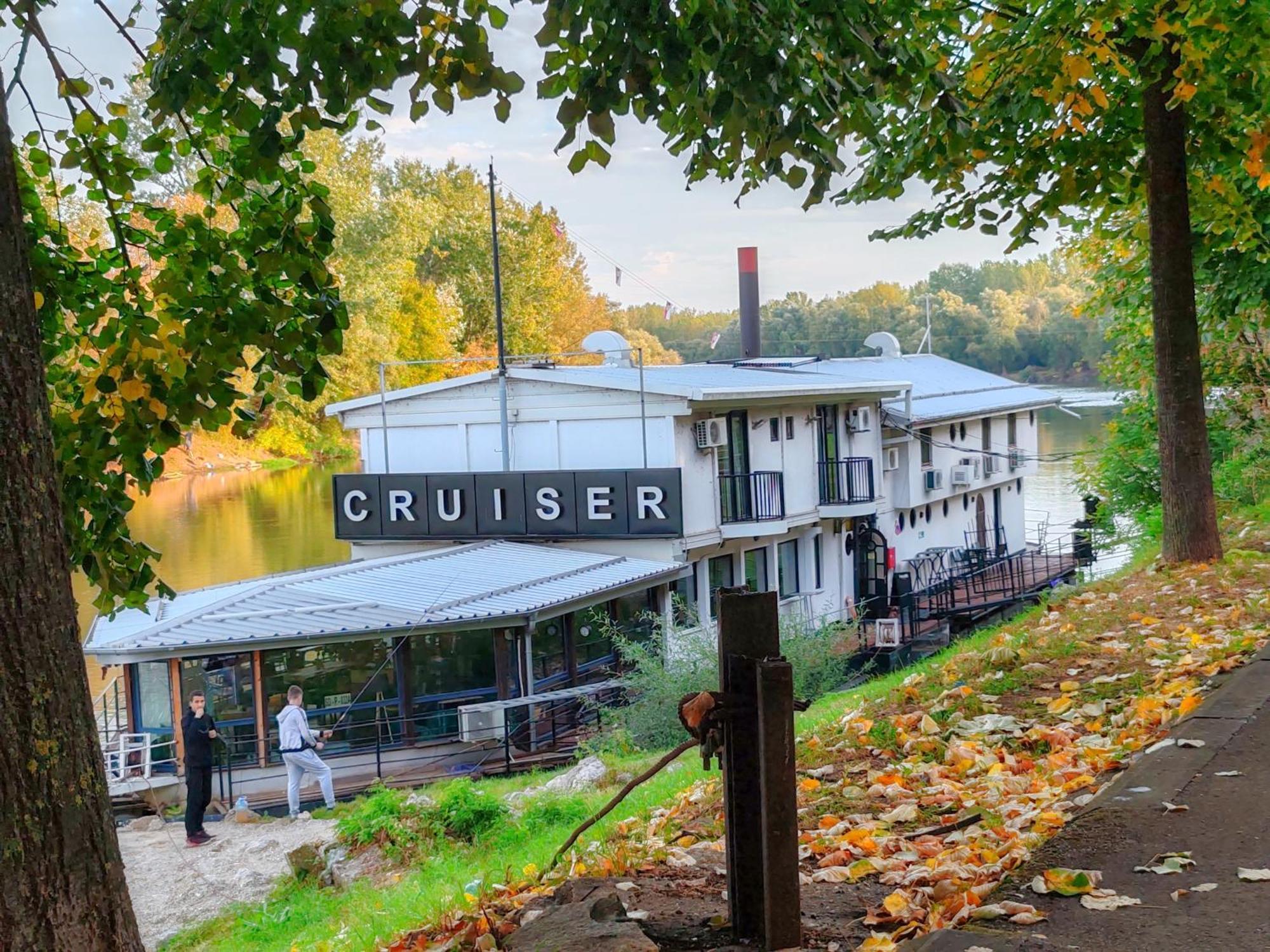 Cruiser Restoran Ćuprija Eksteriør billede